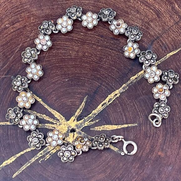 Marcasite Floral Link Bracelet in Sterling Silver Jewelry Gift - Picture 1 of 9